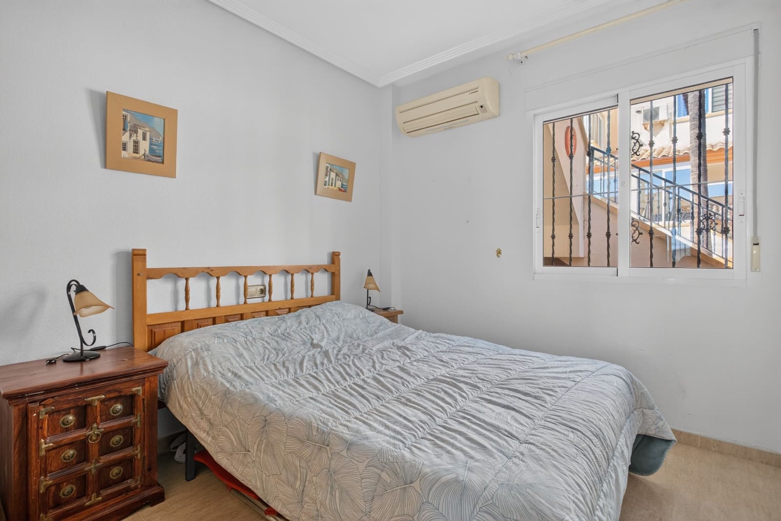 2 sovrum Hus till salu i Orihuela Costa med pool garage - 215 000 € (Ref: 10143837)