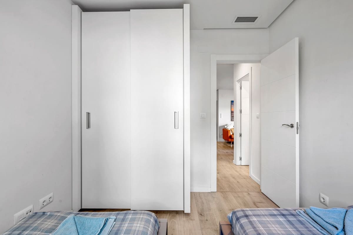 Apartamento de 3 habitaciones en Orihuela en venta con piscina garaje - 329.000 € (Ref: 10143880)