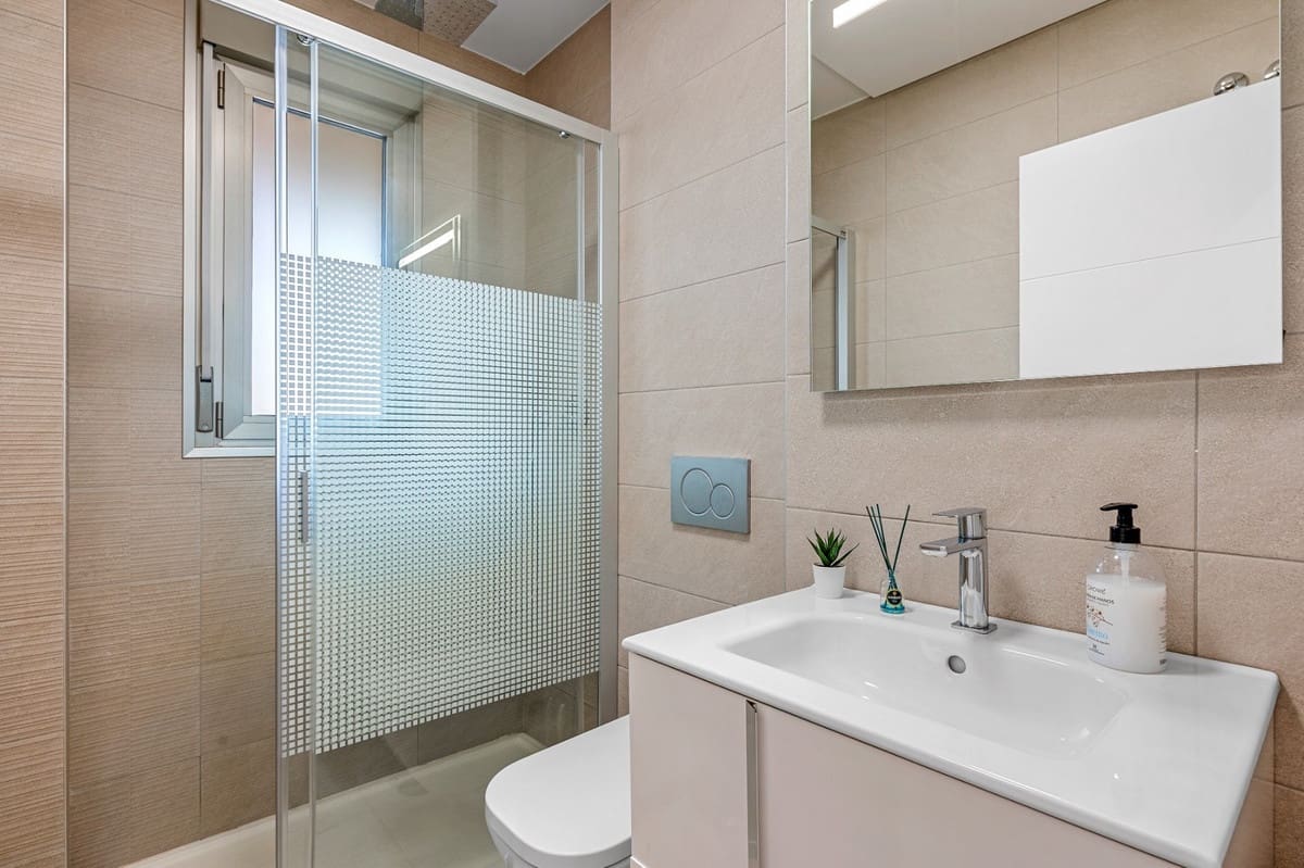 Apartamento de 3 habitaciones en Orihuela en venta con piscina garaje - 329.000 € (Ref: 10143880)