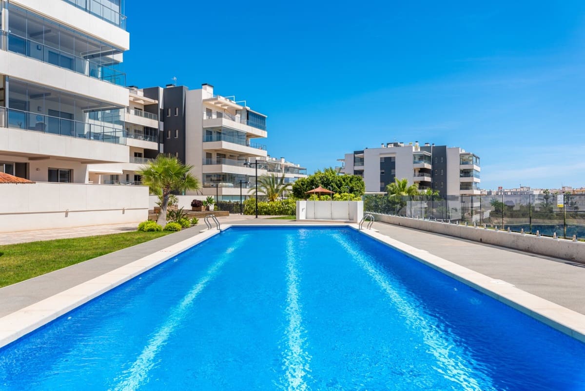 Apartamento de 3 habitaciones en Orihuela en venta con piscina garaje - 329.000 € (Ref: 10143880)