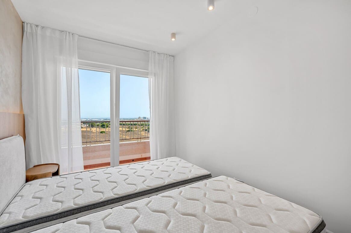 2 sypialnia Apartament na sprzedaż w Orihuela Costa z basenem garażem - 225 000 € (Ref: 10143881)