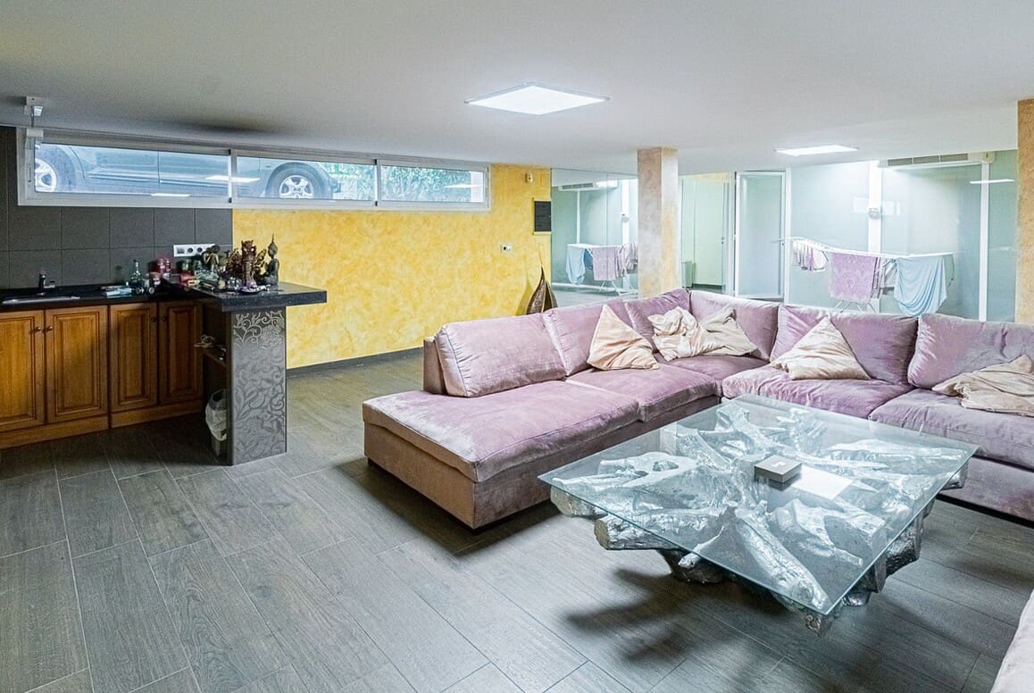 5 makuuhuone Huvila myytävänä paikassa Torrevieja mukana uima-altaan - 1 090 000 € (Ref: 10143887)