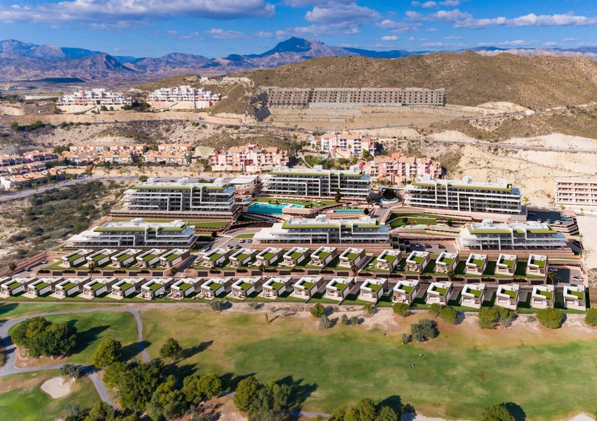 3 soveværelse Lejlighed til salg i Alicante by med swimmingpool garage - € 418.000 (Ref: 10143934)