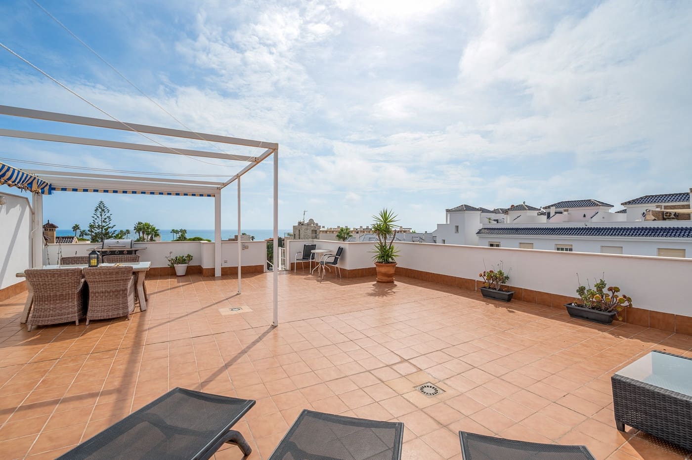3 camera da letto Appartamento in vendita in Torrevieja con piscina garage - 385.000 € (Rif: 10143970)