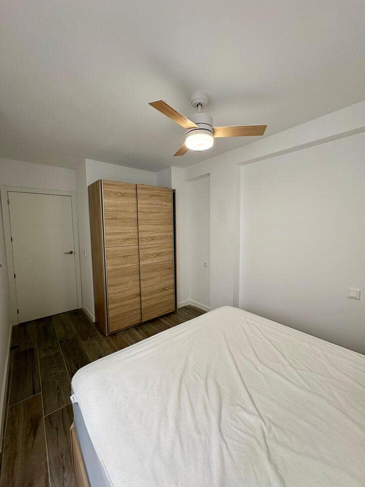3 chambre Appartement à vendre à Torrevieja - 240 000 € (Ref: 10143975)