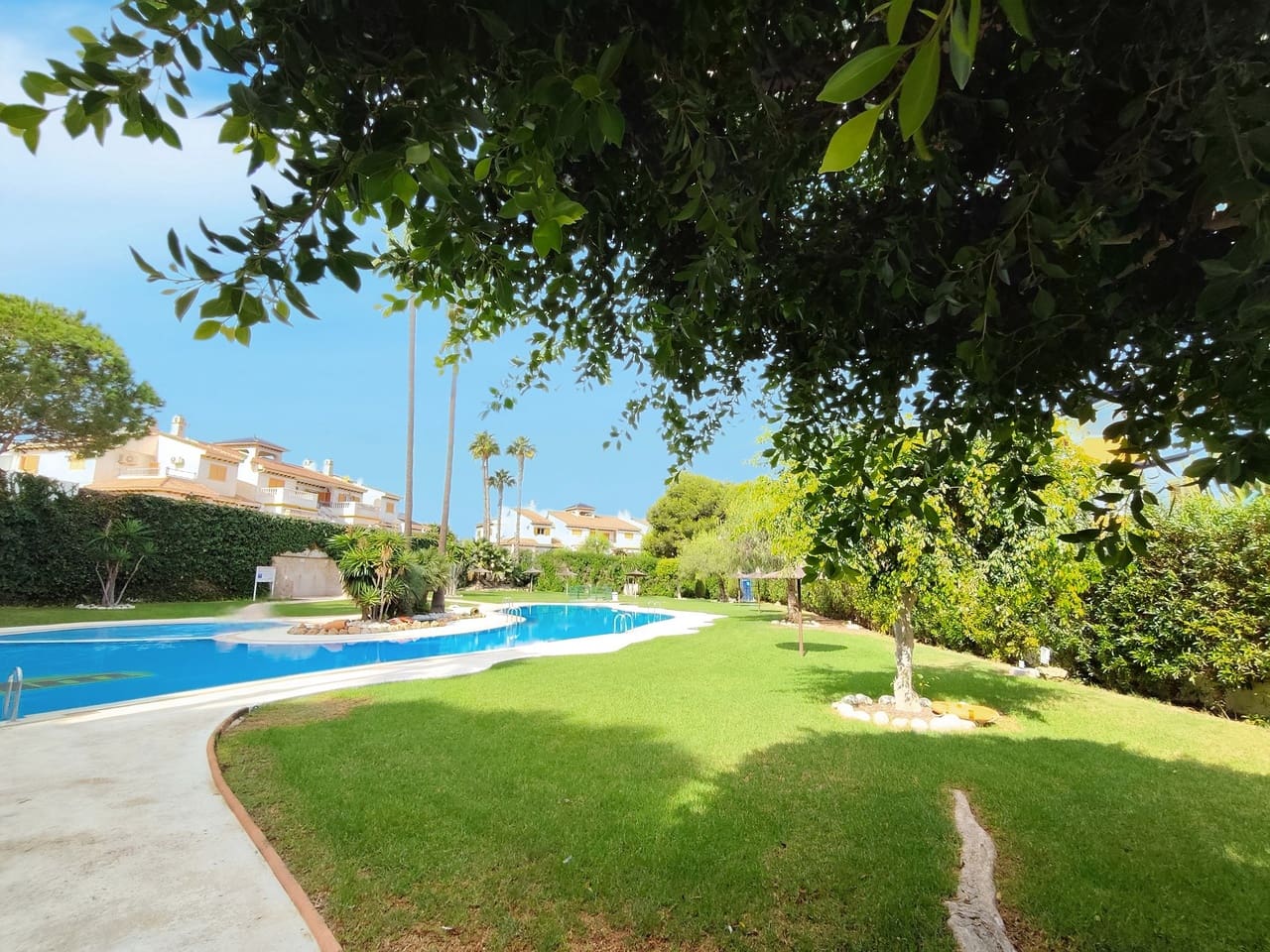 Ático de 2 habitaciones en Pilar de la Horadada en venta con piscina - 199.000 € (Ref: 10144017)