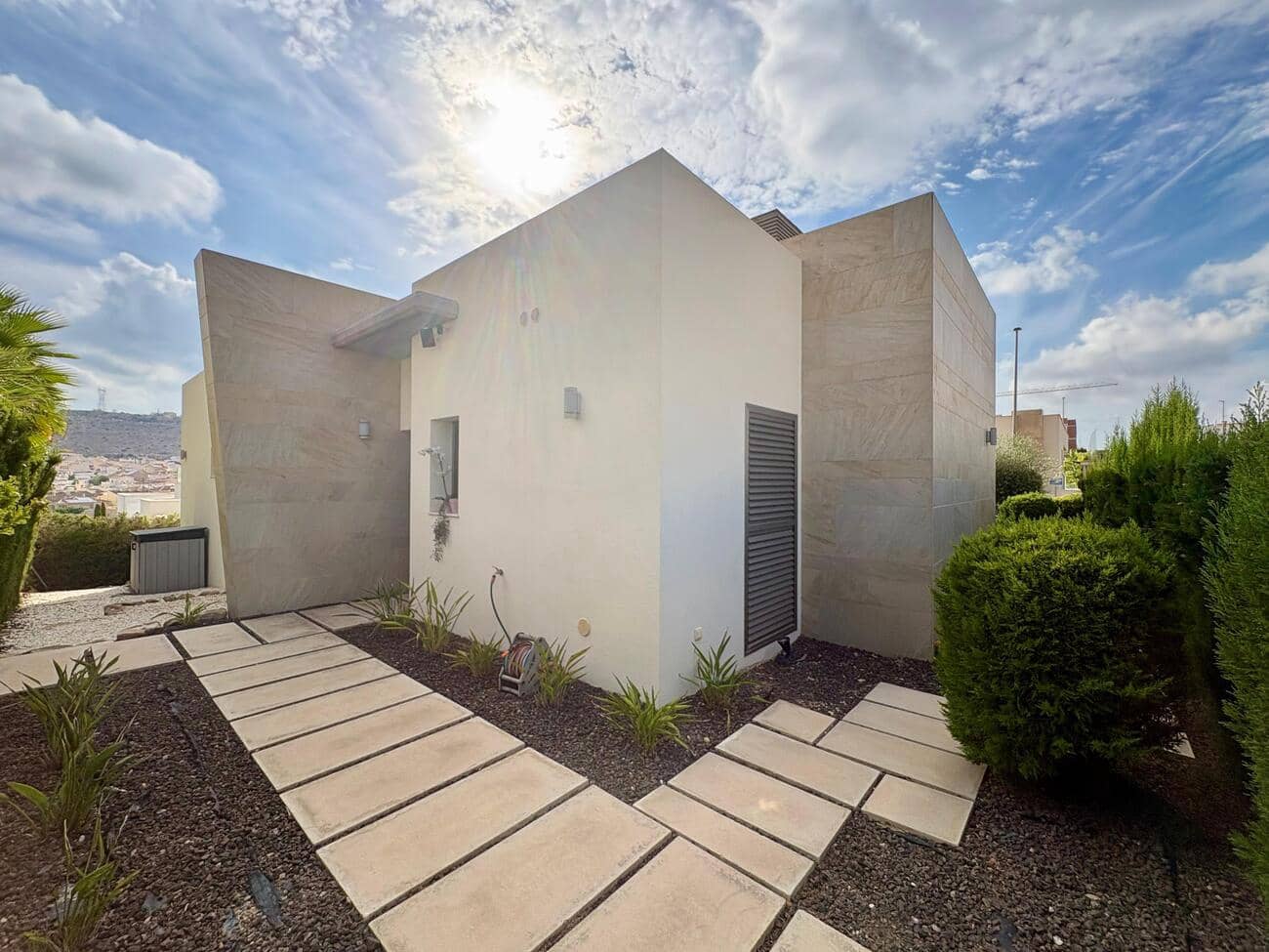 3 bedroom Villa for sale in Benijofar with pool garage - € 547,000 (Ref: 10144019)