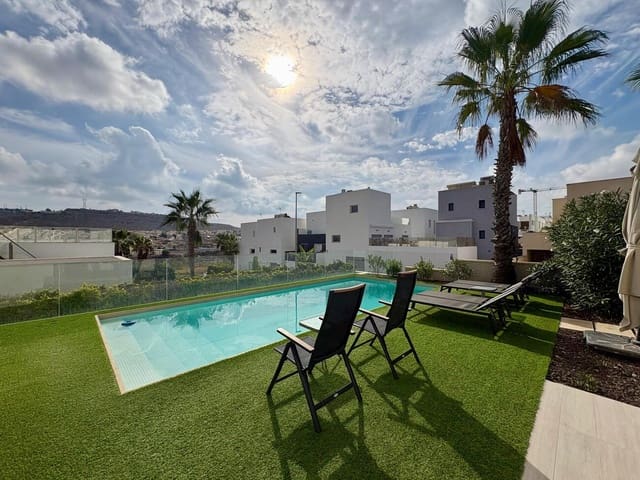 3 bedroom Villa for sale in Benijófar with pool garage - € 547,000 (Ref: 10144019)
