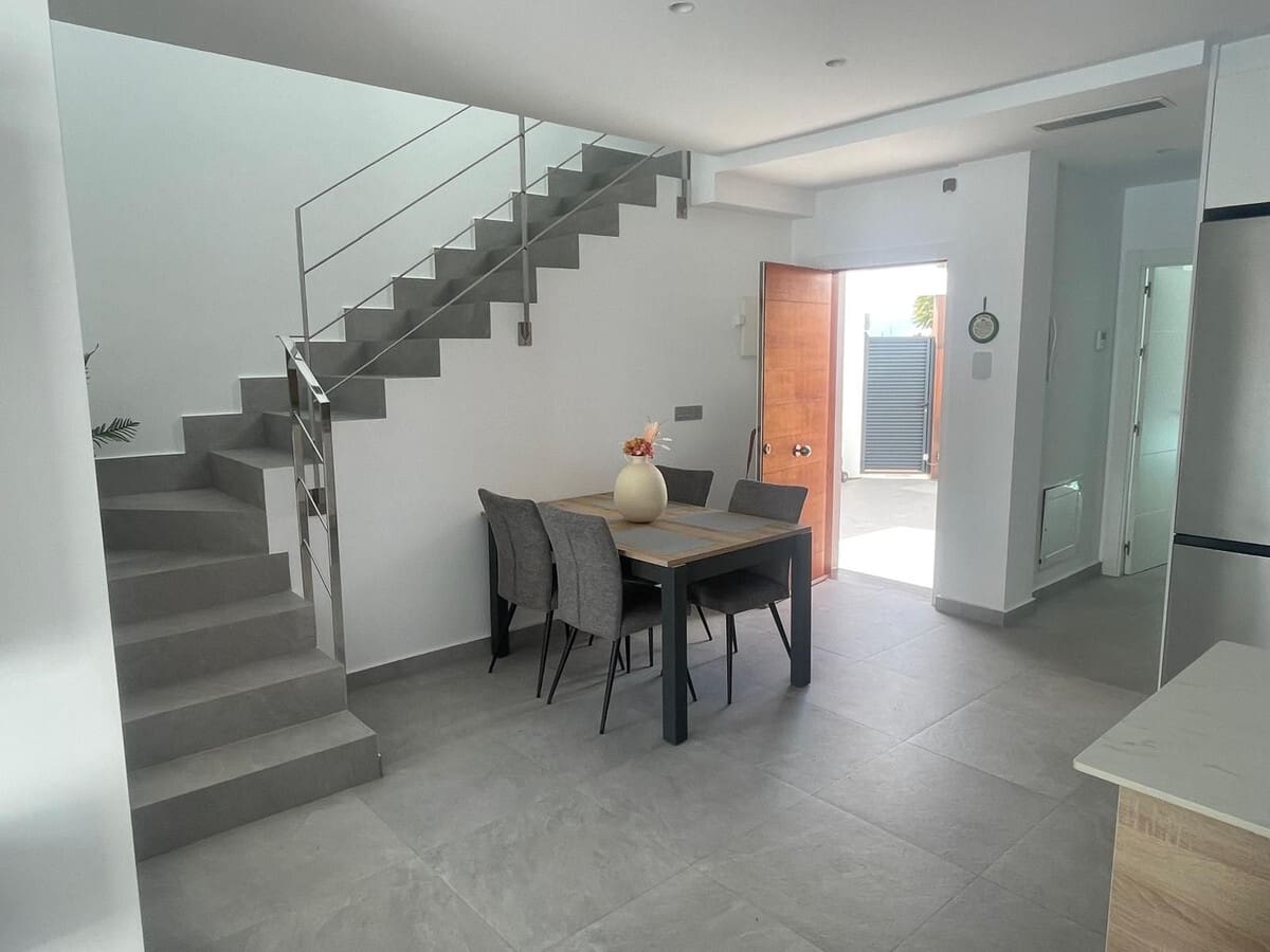 3 bedroom Villa for sale in San Fulgencio with pool garage - € 365,000 (Ref: 10144029)