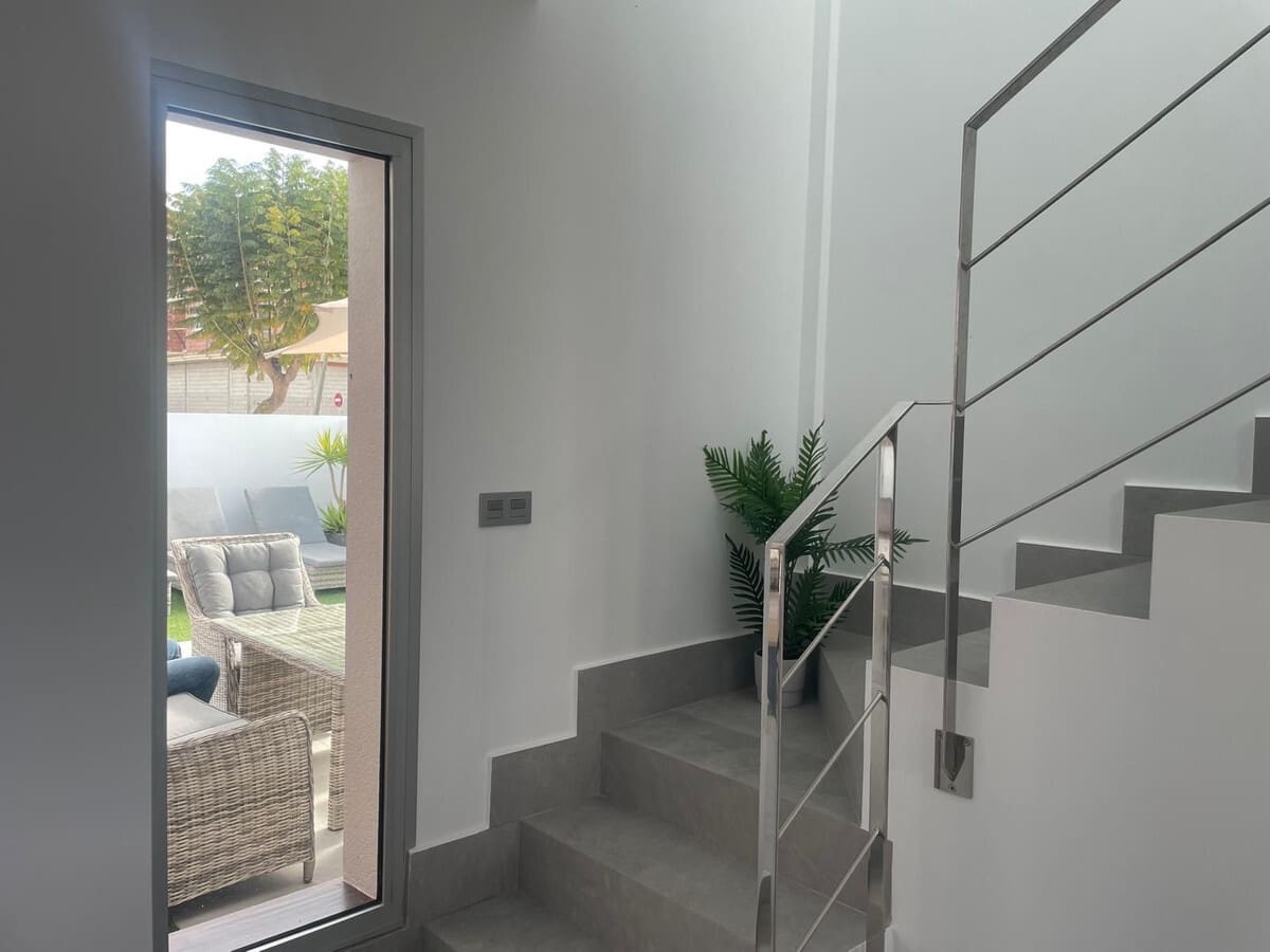 3 bedroom Villa for sale in San Fulgencio with pool garage - € 365,000 (Ref: 10144029)
