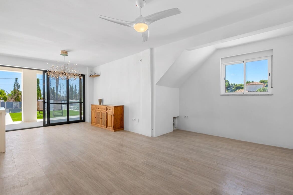 8 soverom Finca/Herregård til salgs i Los Montesinos med svømmebasseng - € 1 100 000 (Ref: 10144035)