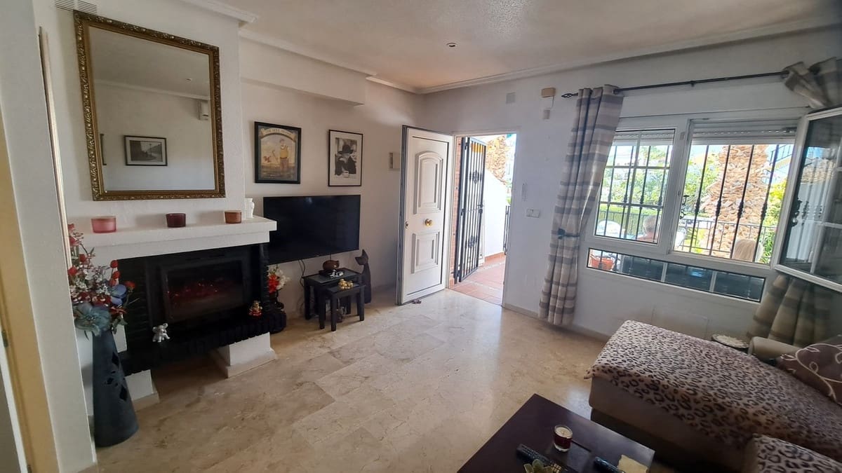 2 slaapkamer Huis te koop in Orihuela met zwembad - € 249.995 (Ref: 10144040)