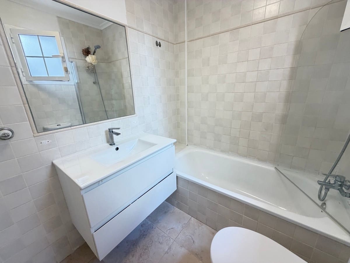 2 slaapkamer Appartement te koop in Orihuela met zwembad - € 205.000 (Ref: 10144068)