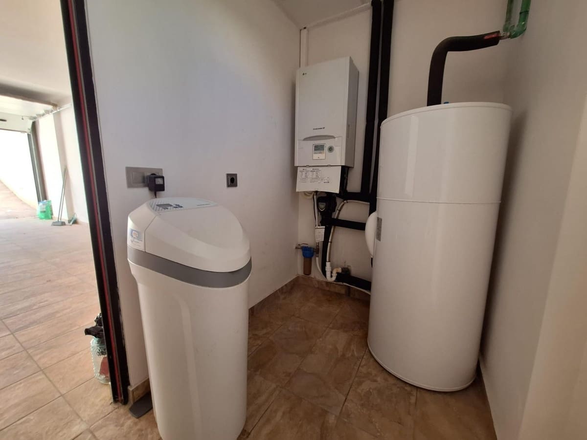 2 soverom Villa til salgs i Torrevieja med svømmebasseng - € 758 000 (Ref: 10144077)