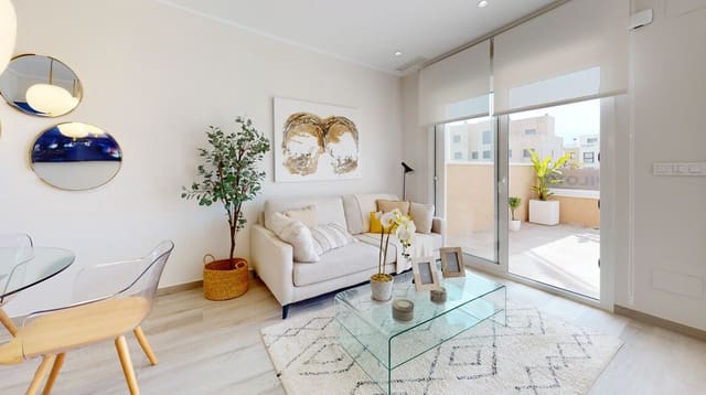 3 soverom Hus til salgs i Pilar de la Horadada ciudad, Pilar de la Horadada med svømmebasseng garasje - € 339 900 (Ref: 10144132)