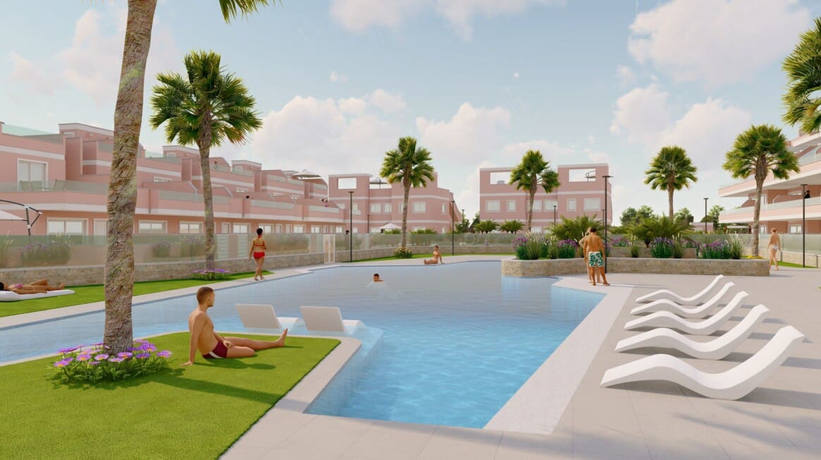 Chalet de 3 habitaciones en Pilar de la Horadada en venta con piscina garaje - 314.900 € (Ref: 10144133)