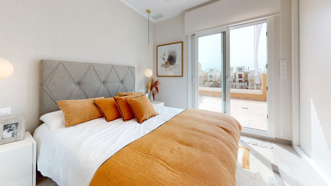 Chalet de 3 habitaciones en Pilar de la Horadada en venta con piscina garaje - 314.900 € (Ref: 10144133)