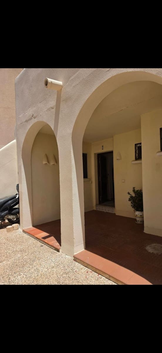 2 chambre Villa/Maison à vendre à Torrevieja avec piscine garage - 179 990 € (Ref: 10144158)