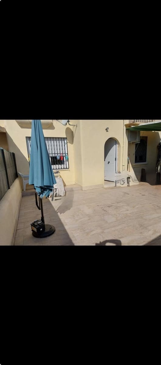 2 chambre Villa/Maison à vendre à Torrevieja avec piscine garage - 179 990 € (Ref: 10144158)