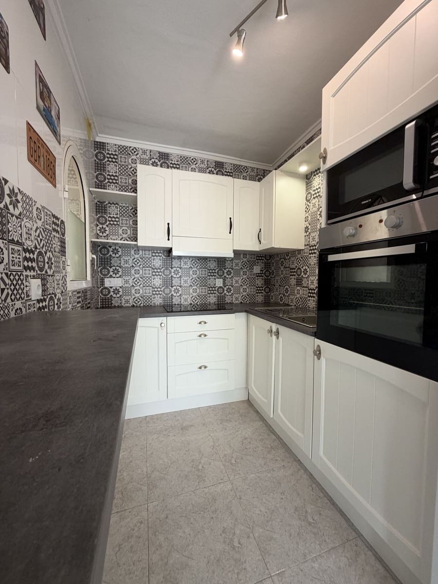 2 chambre Villa/Maison à vendre à Torrevieja avec piscine garage - 179 990 € (Ref: 10144158)