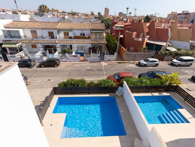 5 soverom Hus til salgs i Nueva Torrevieja, Torrevieja med svømmebasseng garasje - € 459 000 (Ref: 10144159)