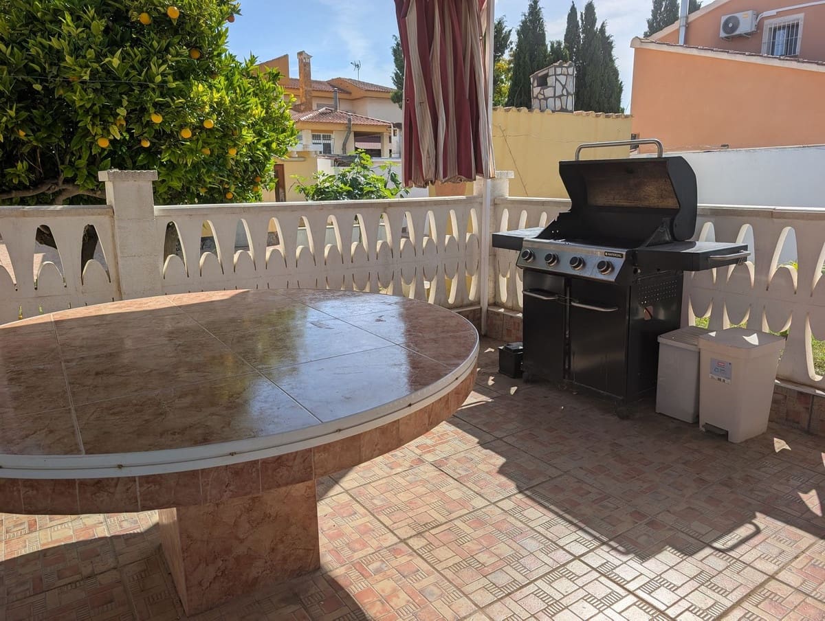 5 soveværelse Villa til salg i San Vicente / Sant Vicent del Raspeig med swimmingpool garage - € 590.000 (Ref: 10144165)