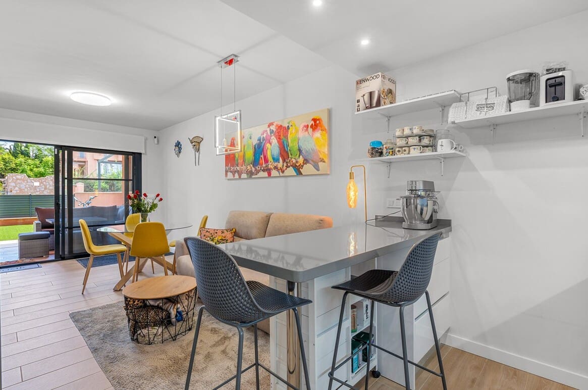 2 sypialnia Apartament na sprzedaż w Orihuela Costa z basenem garażem - 254 900 € (Ref: 10144166)