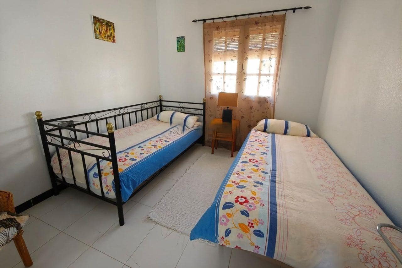 2 soveværelse Bungalow til salg i Torrevieja med swimmingpool - € 175.000 (Ref: 10144203)