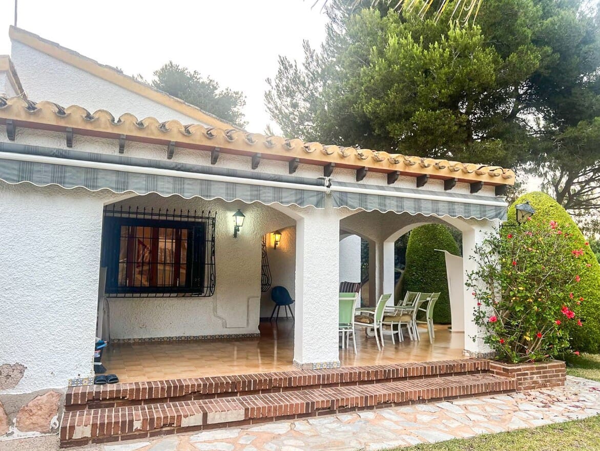 4 slaapkamer Villa te koop in Orihuela Costa - € 824.000 (Ref: 10144228)