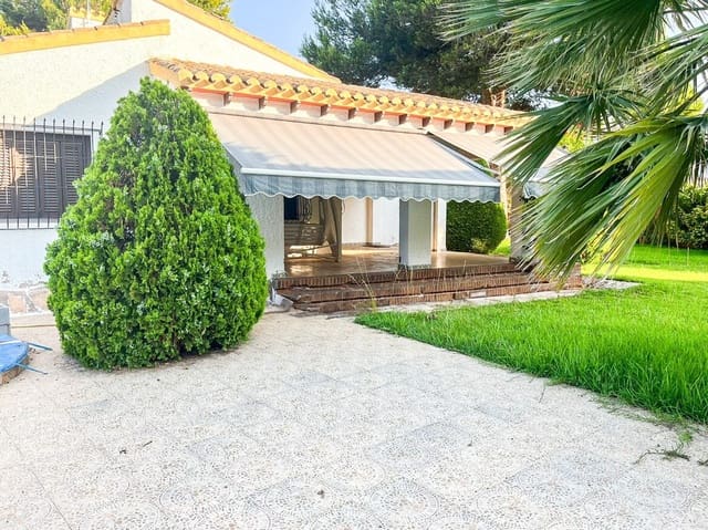 4 slaapkamer Villa te koop in Punta Prima, Orihuela - € 824.000 (Ref: 10144228)