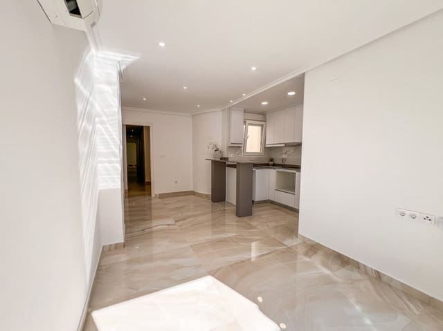 2 soverom Leilighet til salgs i Puerto Deportivo, Torrevieja - € 198 900 (Ref: 10144232)