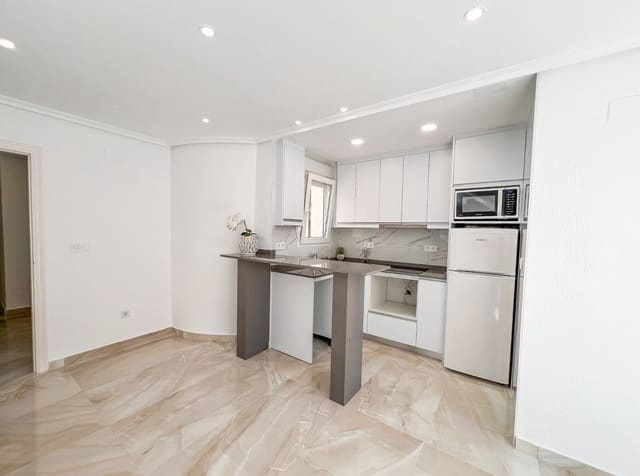 2 soverom Leilighet til salgs i Puerto Deportivo, Torrevieja - € 198 900 (Ref: 10144232)