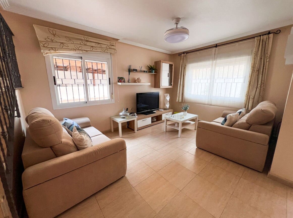 3 camera da letto Casa in vendita in Pilar de la Horadada con piscina garage - 369.000 € (Rif: 10144234)