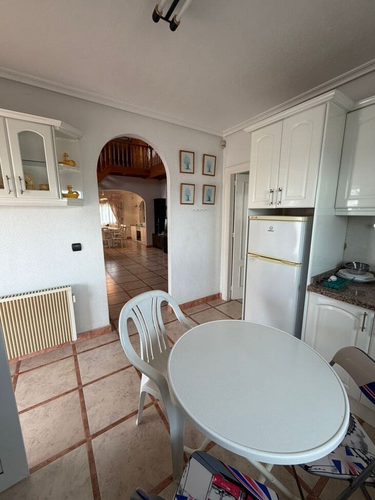 5 camera da letto Villa in vendita in Playa Flamenca con piscina garage - 650.000 € (Rif: 10144262)