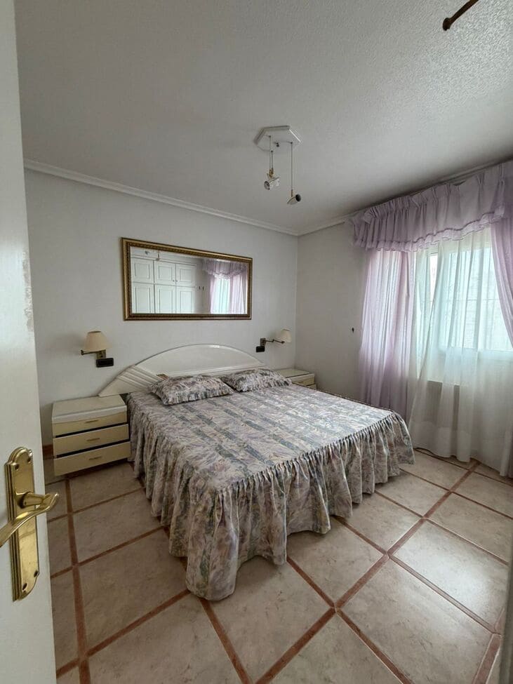 5 camera da letto Villa in vendita in Playa Flamenca con piscina garage - 650.000 € (Rif: 10144262)