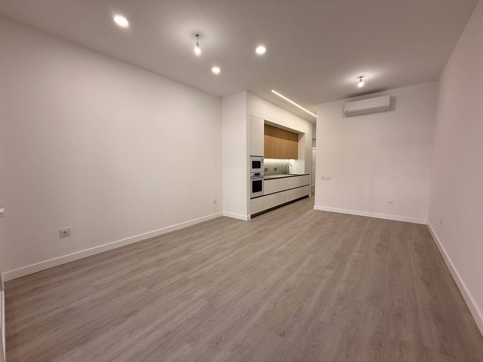 2 slaapkamer Appartement te koop in Torrevieja met zwembad - € 239.900 (Ref: 10144289)