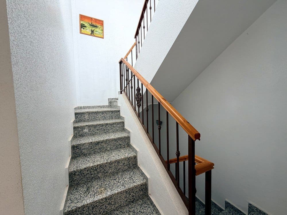 3 soveværelse Byhus til salg i Ciudad Quesada med swimmingpool garage - € 220.000 (Ref: 10144292)