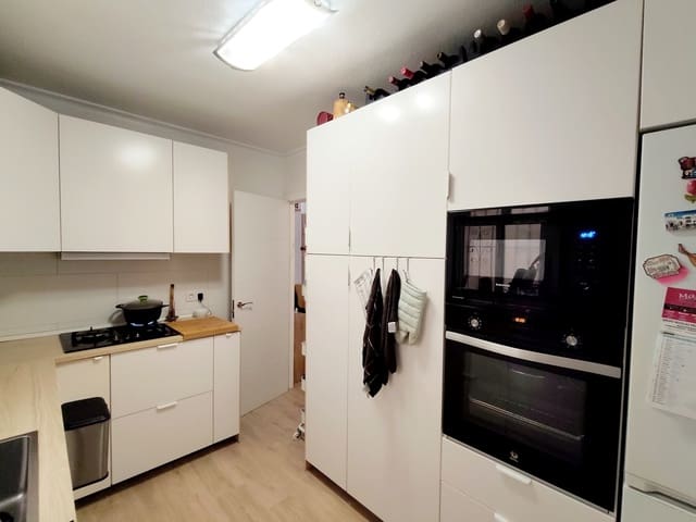 3 bedroom Apartment for sale in Centro - Muelle Pesquero, Torrevieja with garage - € 259,995 (Ref: 10144294)