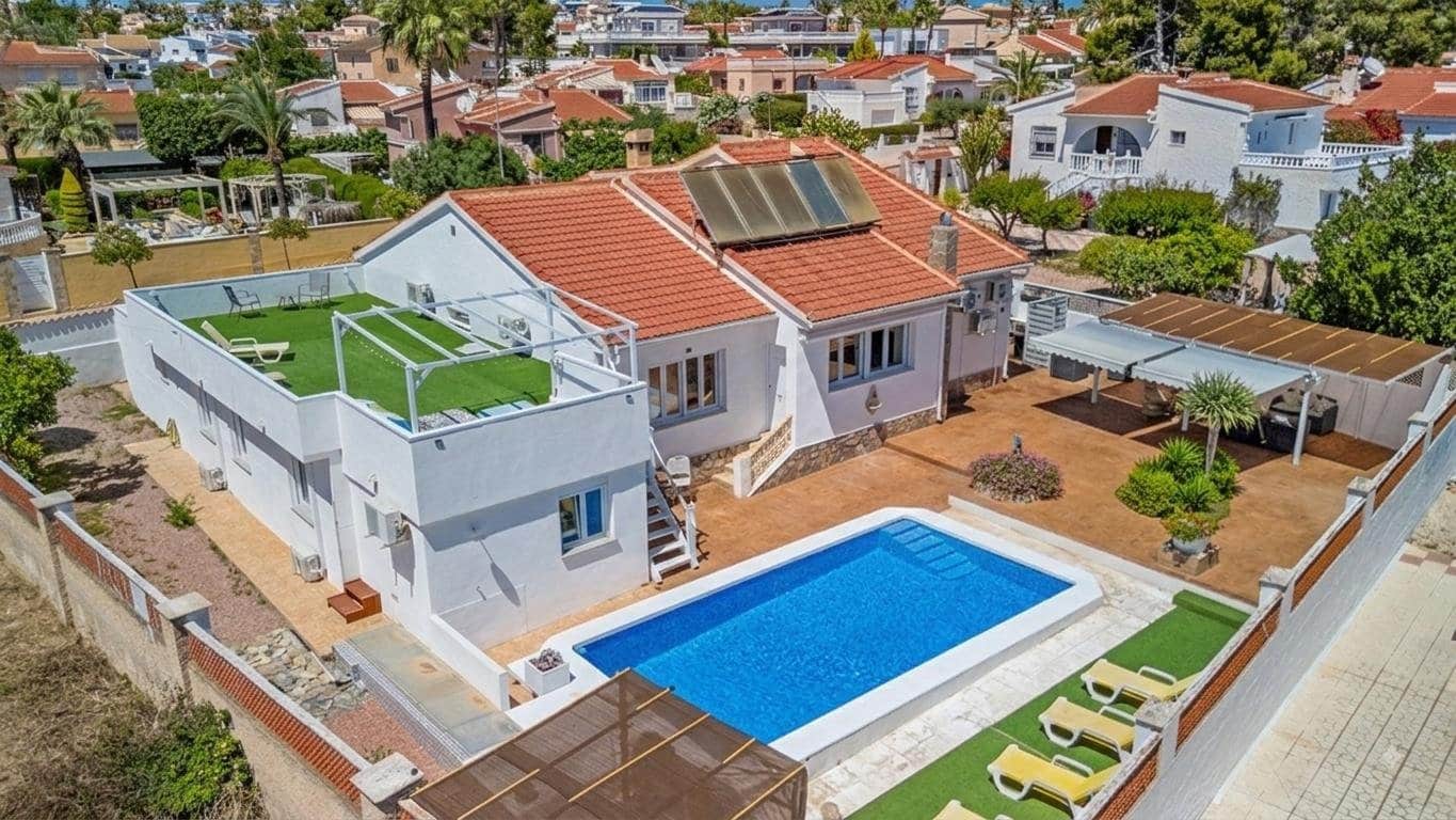 6 slaapkamer Villa te koop in Ciudad Quesada met zwembad - € 725.000 (Ref: 10144303)