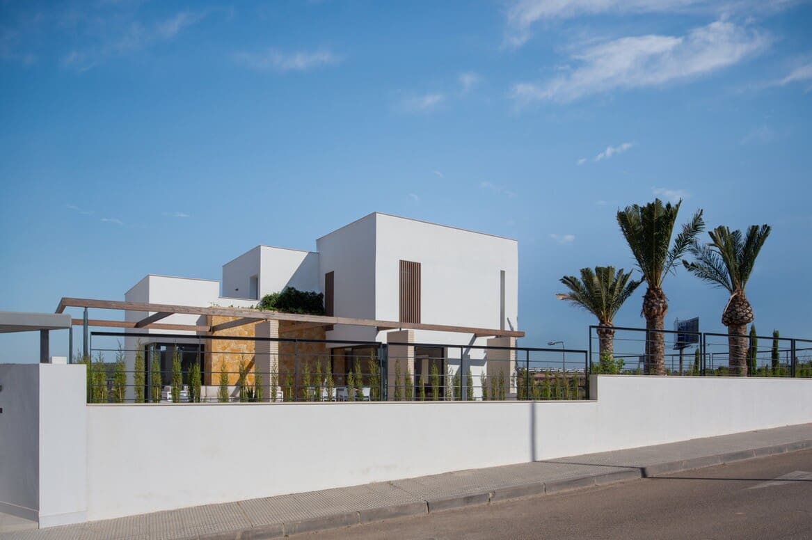 4 bedroom Villa for sale in Campoamor with pool garage - € 1,395,000 (Ref: 10144388)
