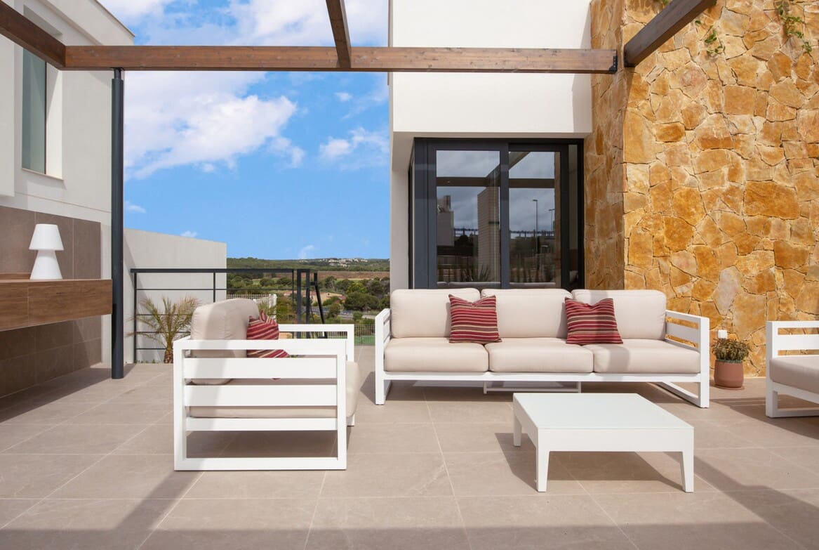 4 bedroom Villa for sale in Campoamor with pool garage - € 1,395,000 (Ref: 10144388)
