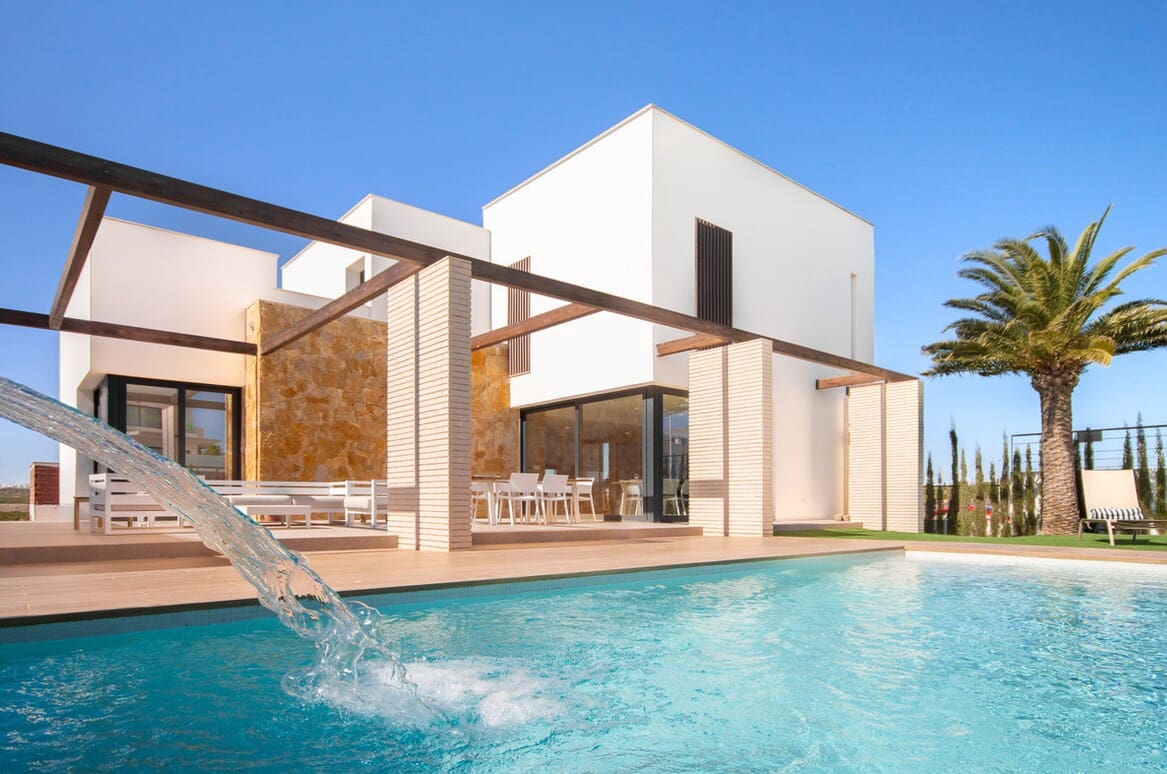 4 bedroom Villa for sale in Campoamor with pool garage - € 1,395,000 (Ref: 10144388)