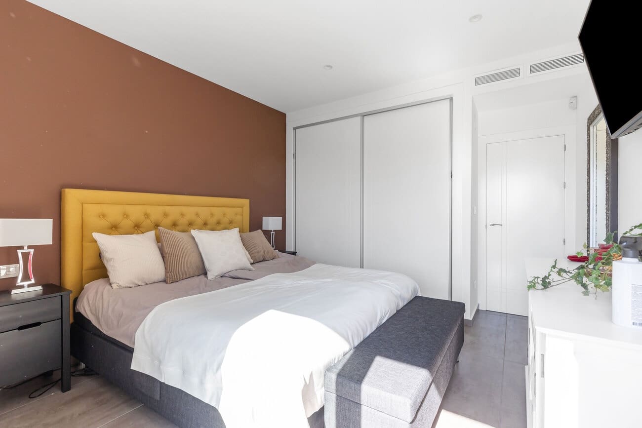 4 soverom Villa til salgs i Torrevieja med svømmebasseng garasje - € 895 000 (Ref: 10144415)