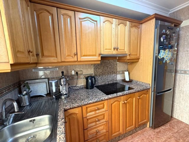 3 makuuhuone Bungalow myytävänä paikassa Los Europeos, Torrevieja mukana 
autotalli - 264 000 € (Ref: 10144417)
