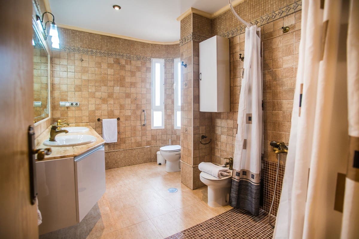 7 sovrum Villa till salu i Orihuela med pool garage - 590 000 € (Ref: 10144419)