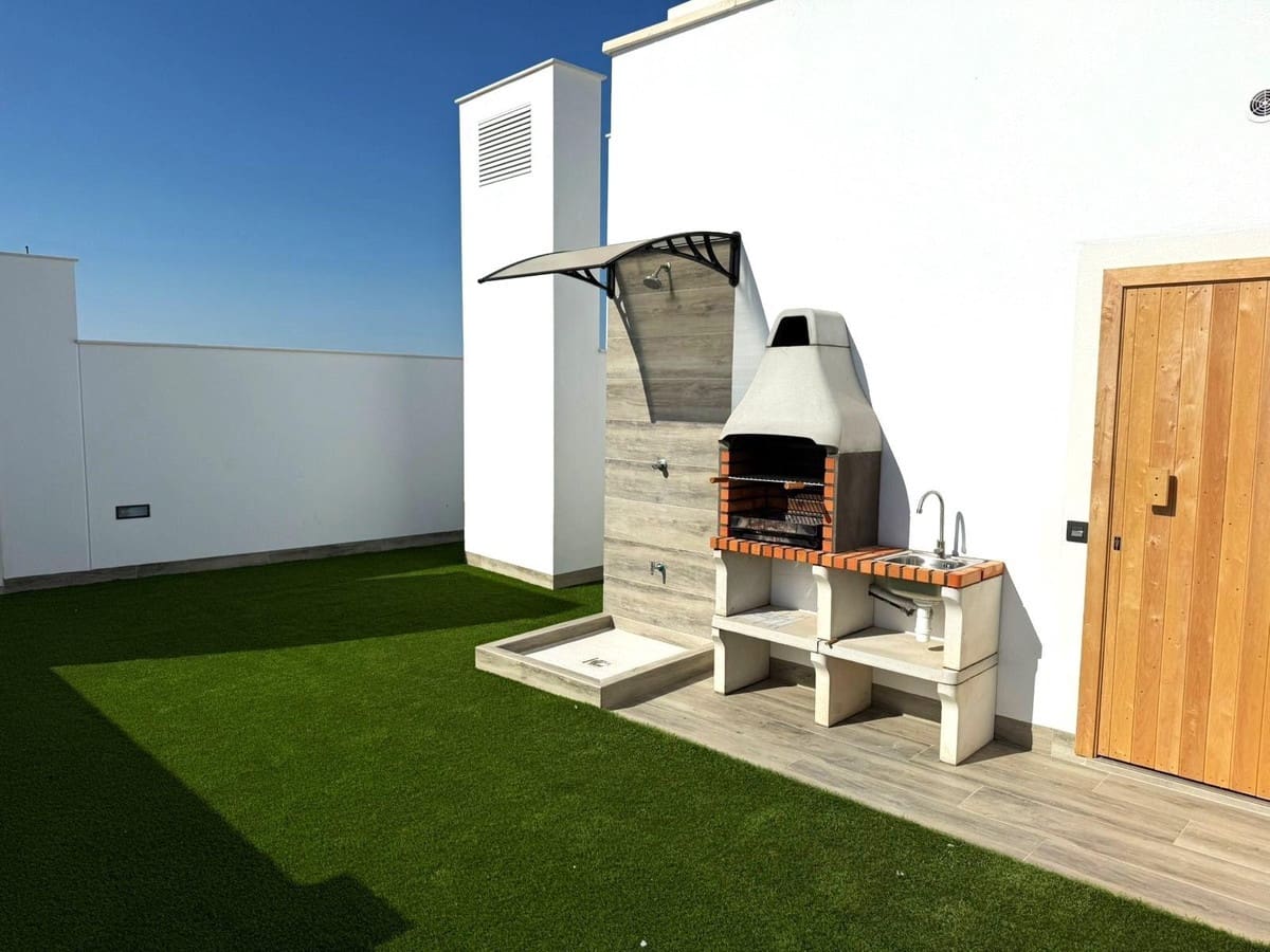 2 chambre Appartement à vendre à Torrevieja - 222 000 € (Ref: 10144427)