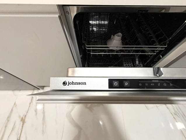 Apartamento de 2 habitaciones en Parque de las Naciones, Torrevieja en venta - 222.000 € (Ref: 10144427)