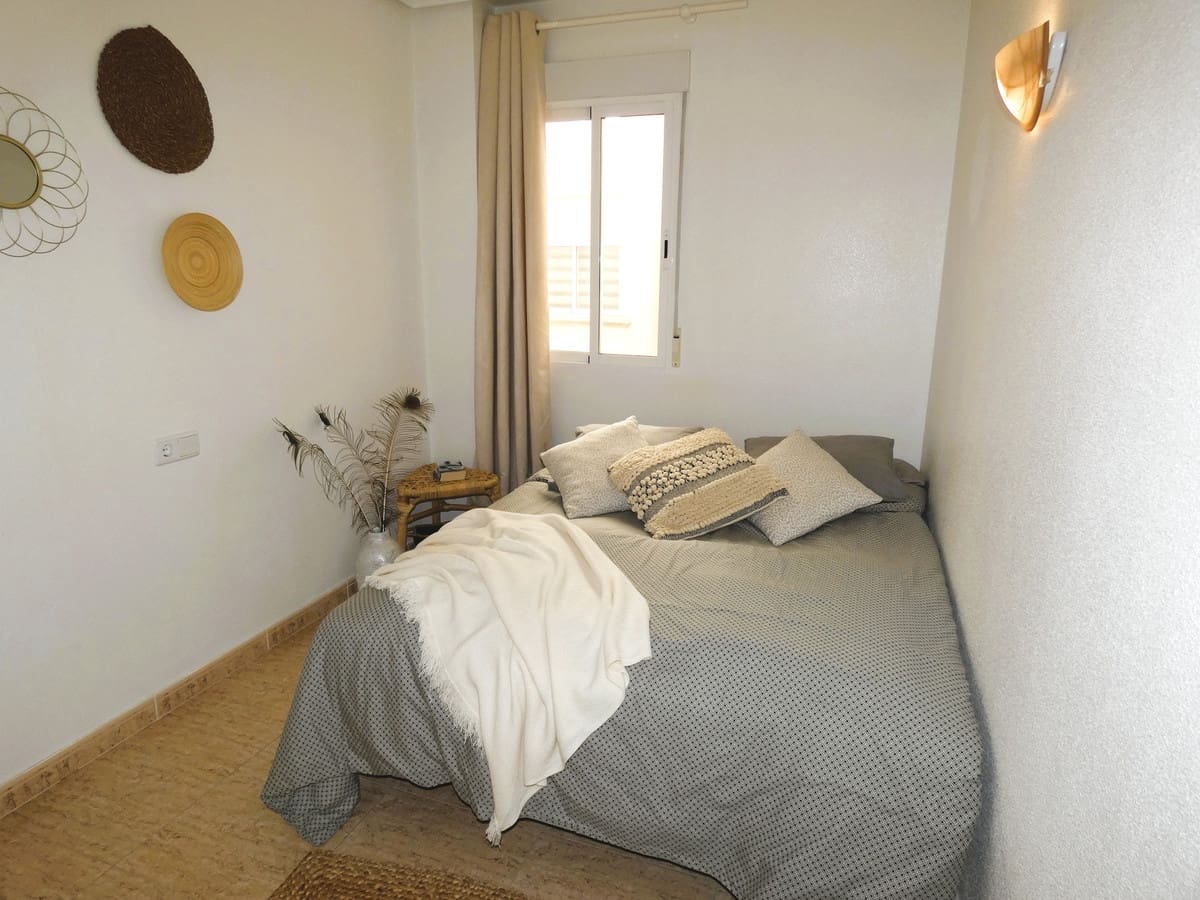 3 quarto Apartamento para venda em Torrevieja - 199 000 € (Ref: 10144438)