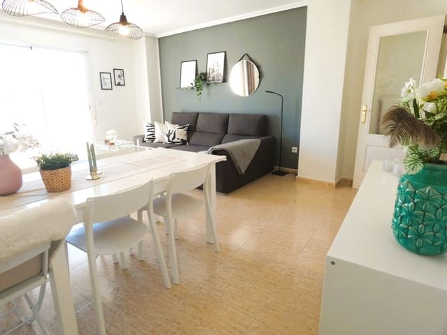 3 quarto Apartamento para venda em Puerto Deportivo, Torrevieja - 199 000 € (Ref: 10144438)