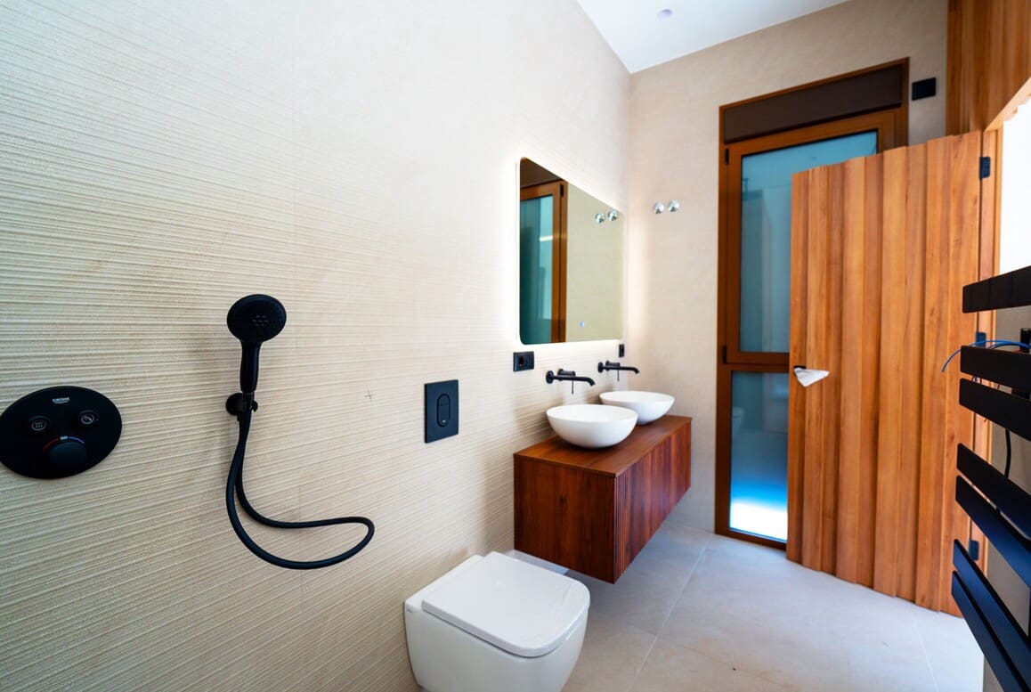 4 bedroom Villa for sale in Rojales with pool garage - € 1,590,000 (Ref: 10144473)